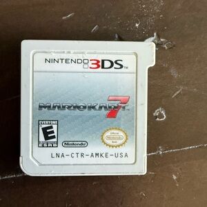 Nintendo 3DS Mario Kart 7 Game Cartridge - White